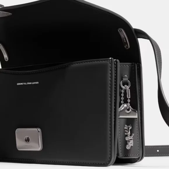 New! Bandit Shoulder Bag in Silver/Black - Picture 9 of 10